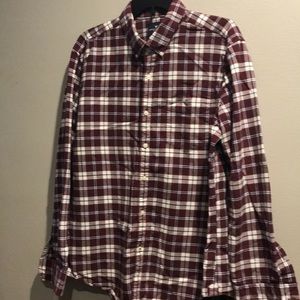 AE men’s long sleeve shirt
